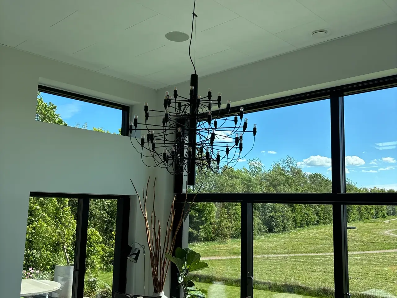 Billede 4 - Original FLOS lysekrone med 50 lamper