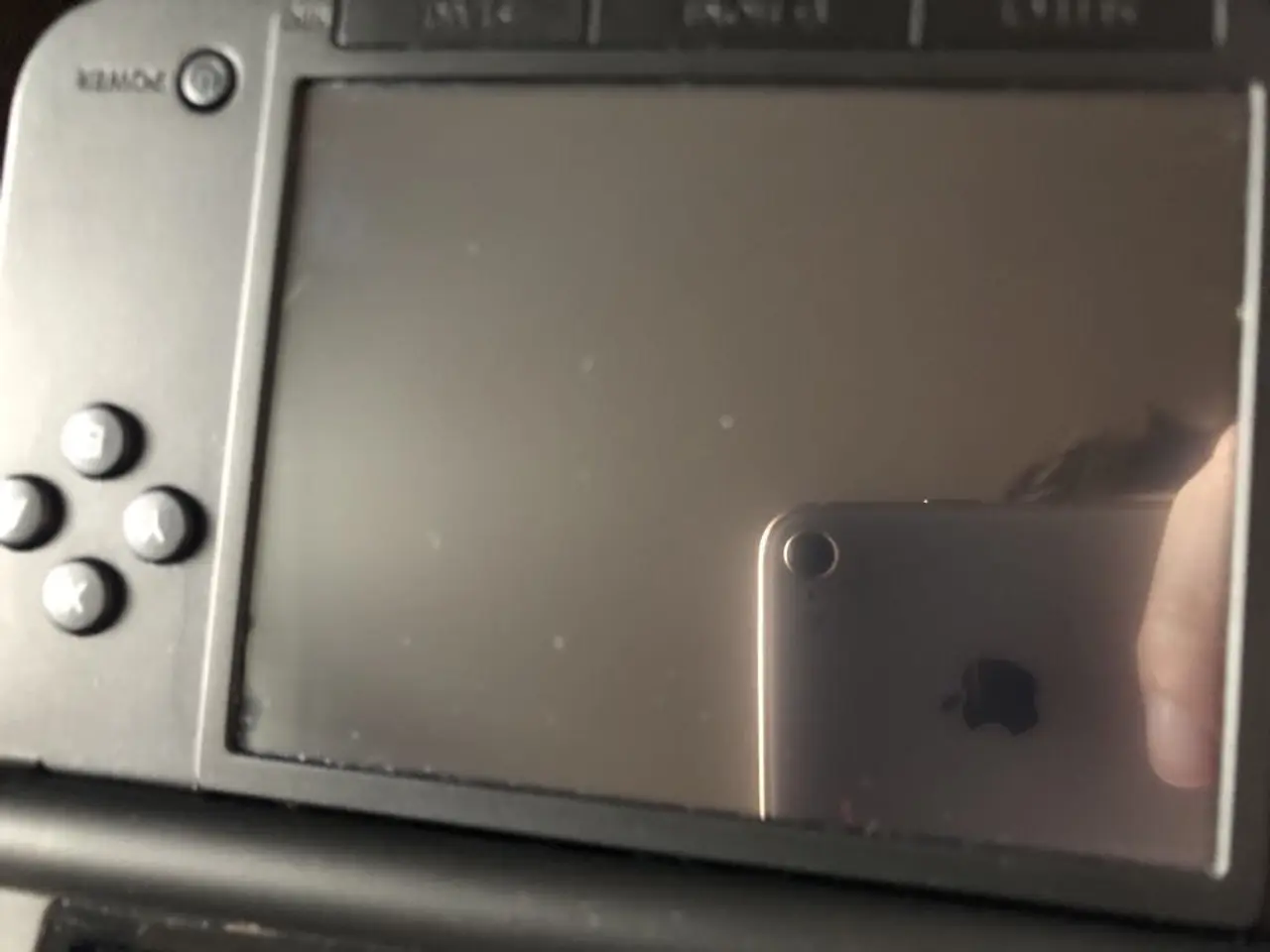 Billede 3 - Rød Nintendo 3DS XL+6 spil : Super Mario 3D Land