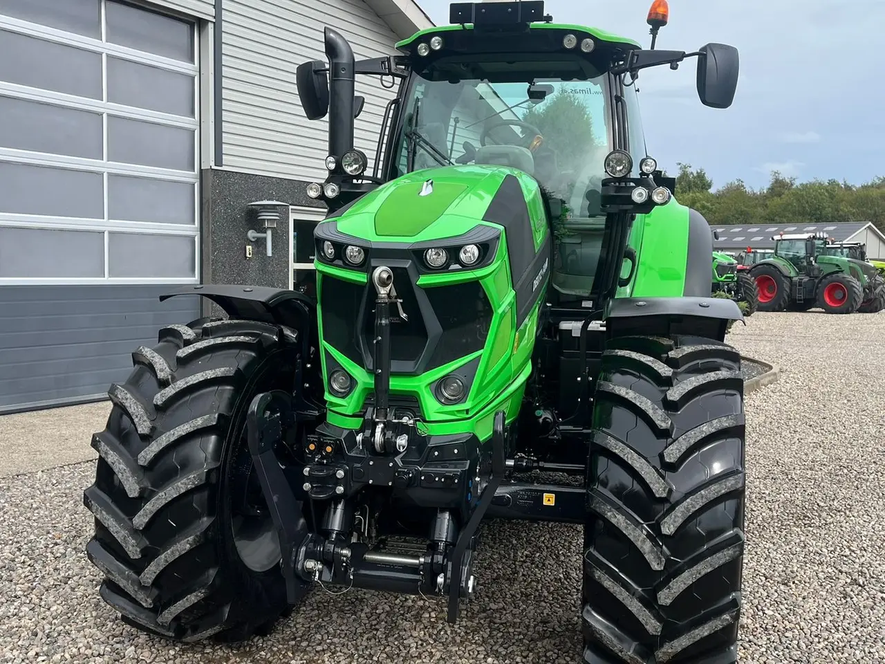Billede 11 - Deutz-Fahr Agrotron 6215 TTV Med frontlift