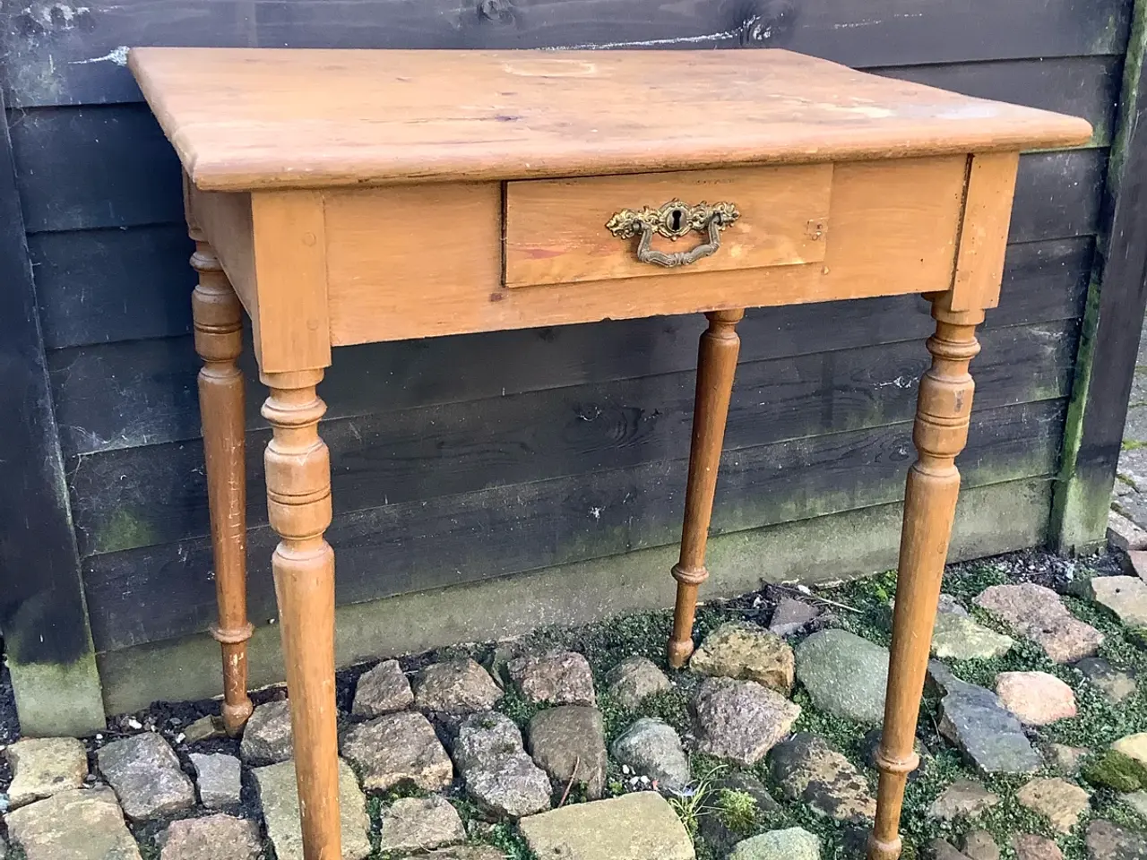 Billede 1 - VIntage bord med skuffe