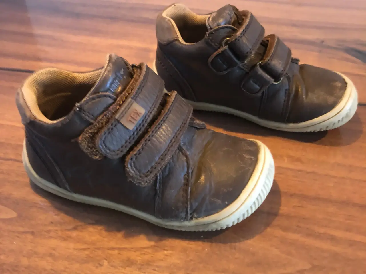 Billede 3 - Bisgaard læder sneakers str 24