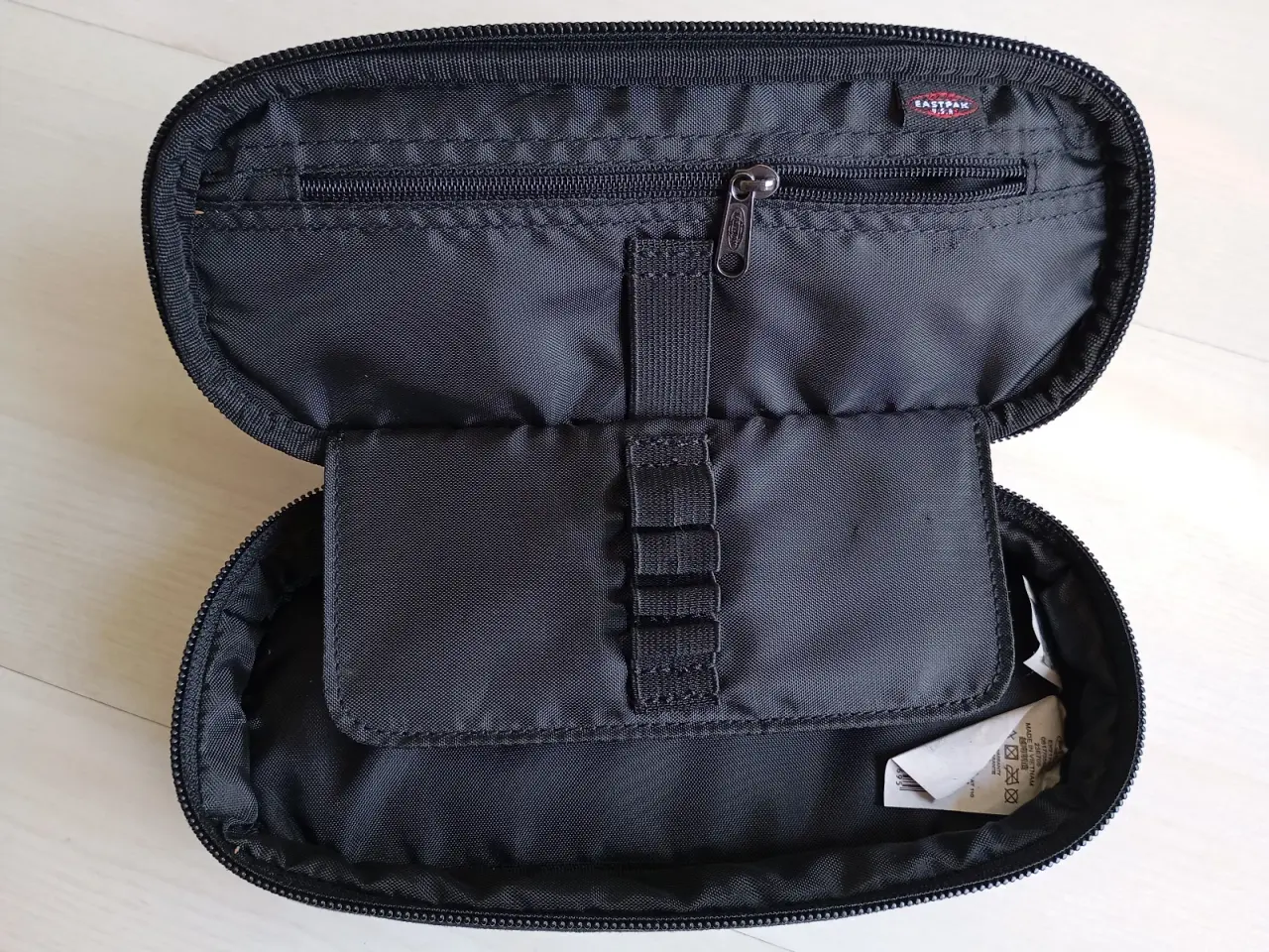 Billede 2 - Penalhus Eastpak USA 