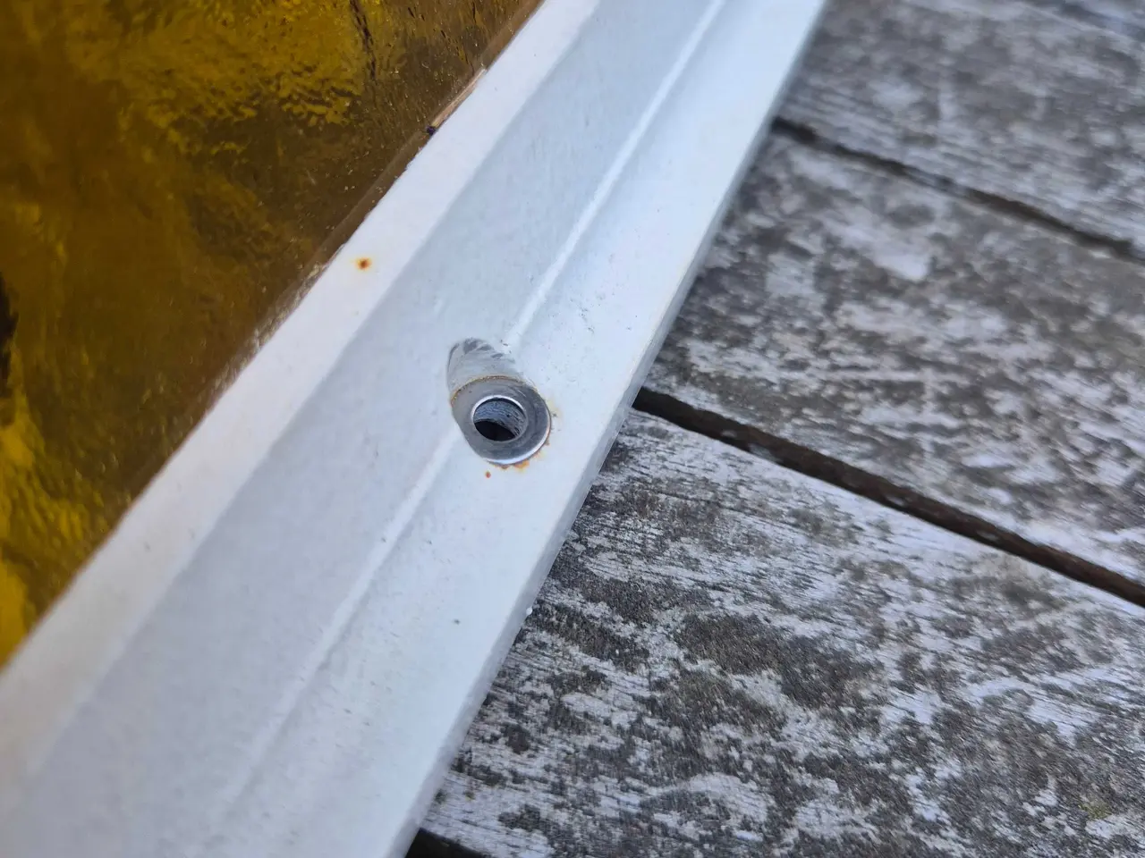Billede 13 - Sekskantet plafond med gule glas 