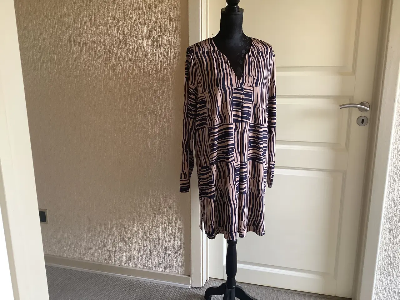 Billede 5 - Helt ny Ulla Popken bluse/tunika/kjole str. 42 