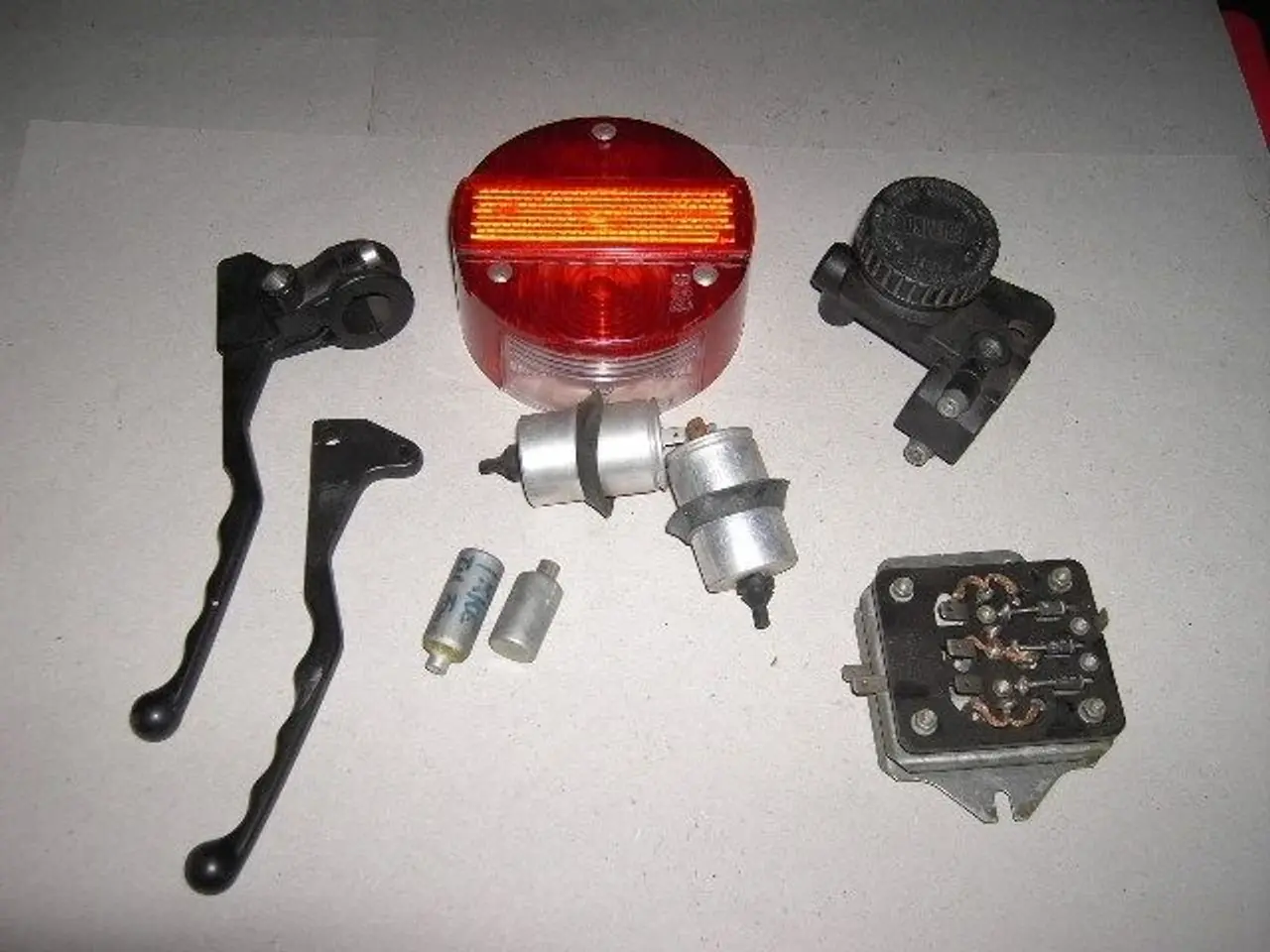 Billede 1 - MZ og CZ brugte reservedele www.fornitz-eshop.dk