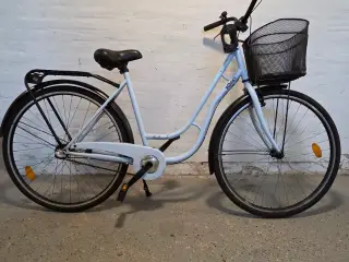 ROCKY  28" 3 gear  Ny dæk