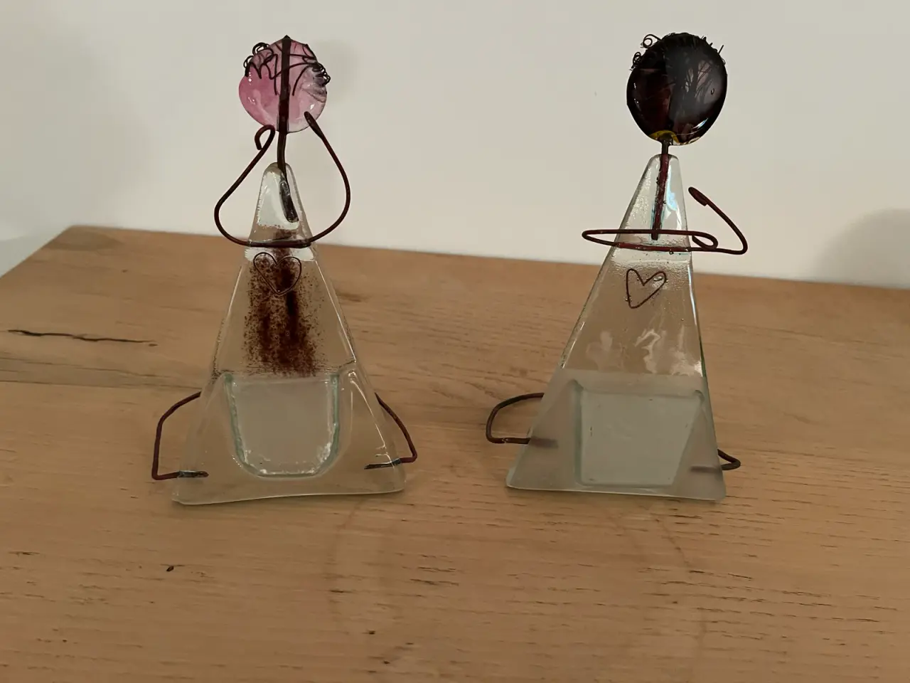 Billede 2 - To glas hjerte damer