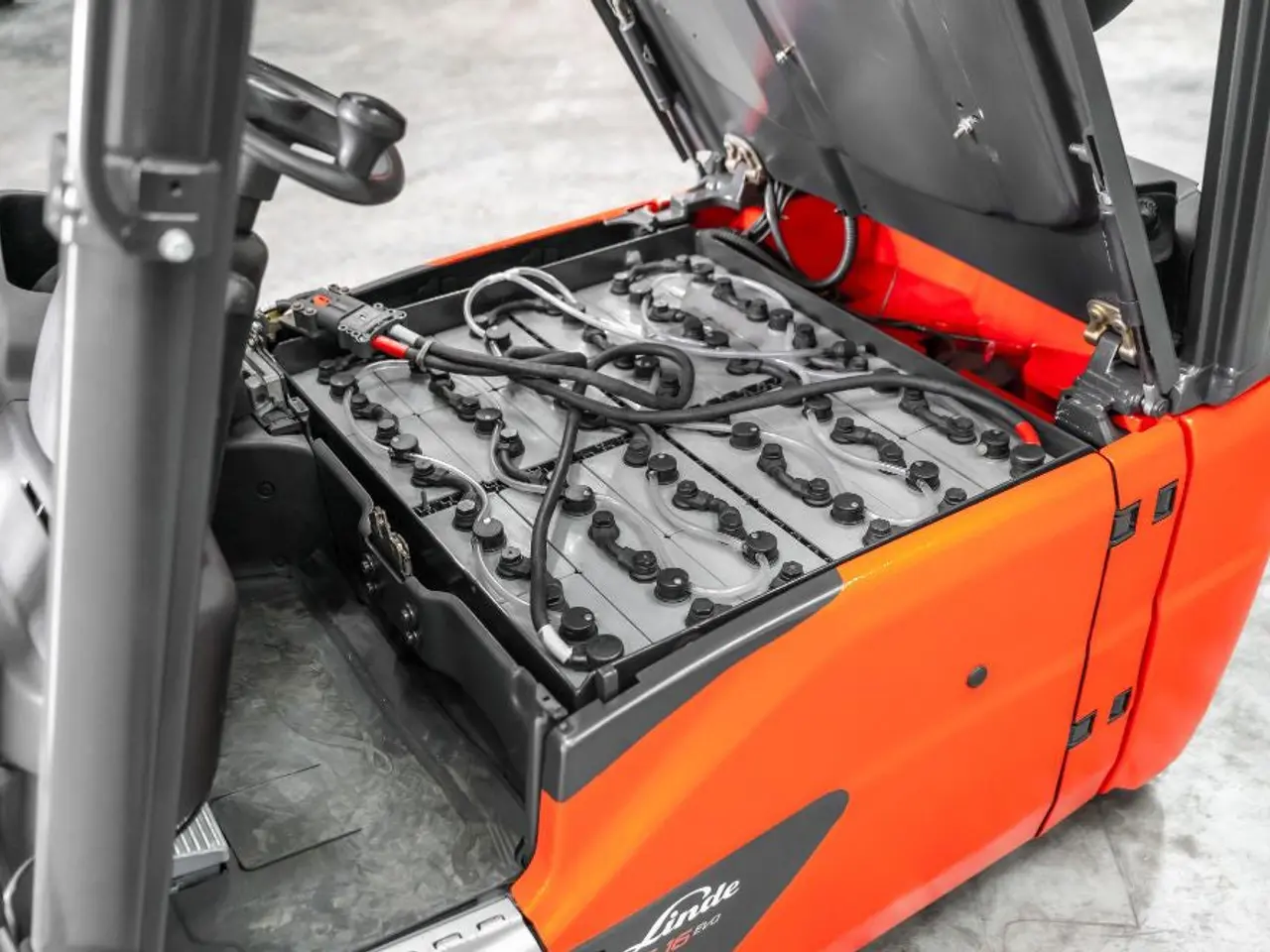 Billede 4 - Linde E 16 L-02 el-gaffeltruck - 1600 kg, 3140 mm - brugt