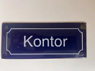 Flot emalje skilt 
