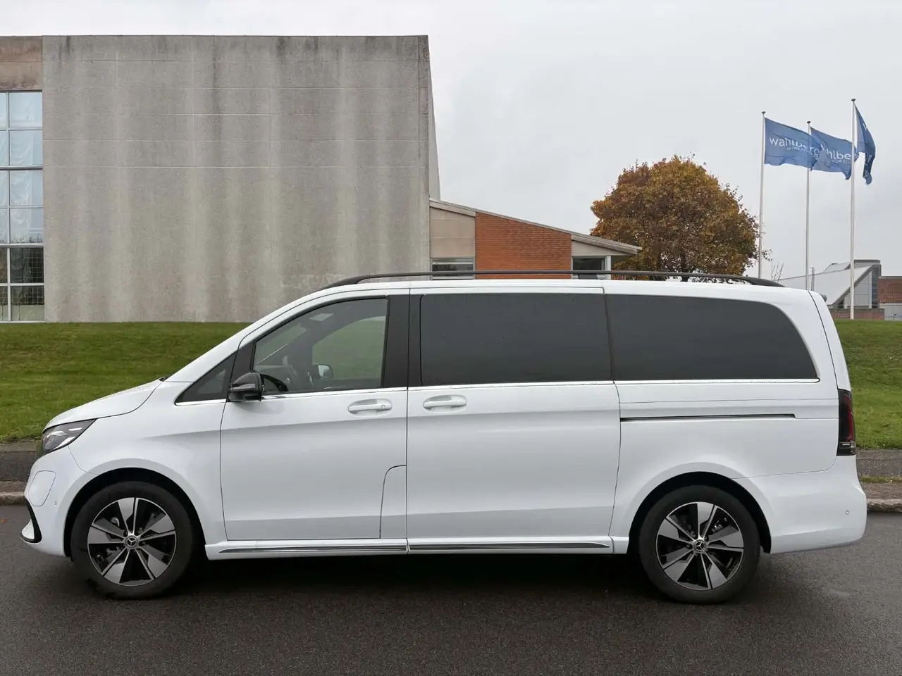 Billede 2 - Mercedes EQV300 Avantgarde L