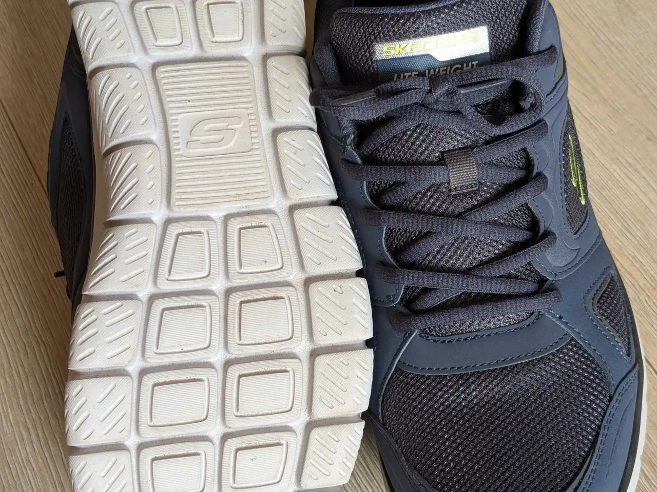 Billede 6 - SKECHERS SLIP - INS sko. Lite - Weicht.