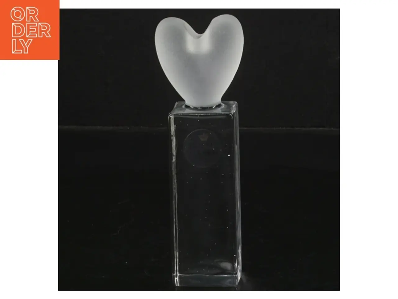 Billede 1 - Glaskunst hjerteformet med satinfinish fra Holmegaard (str. 12 cm)