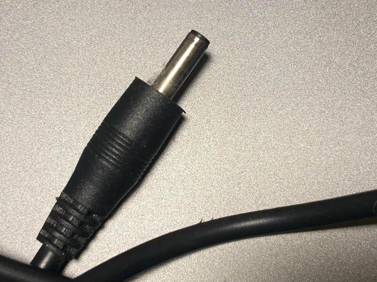 Billede 4 - AC/DC strømforsyning KYS-AD060100 6V 1A adapter