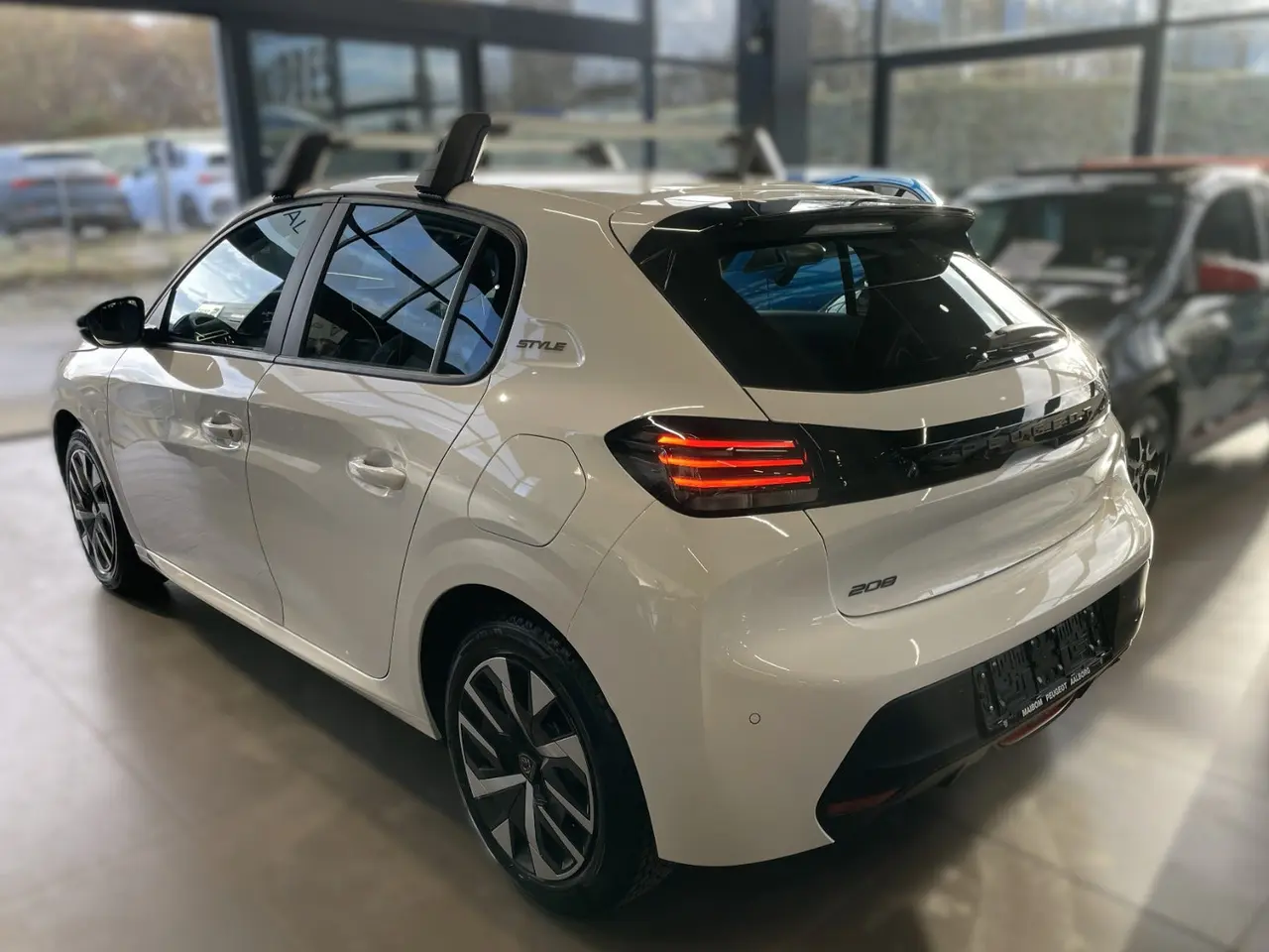 Billede 2 - Peugeot 208 1,2 PureTech 100 Allure+ Van