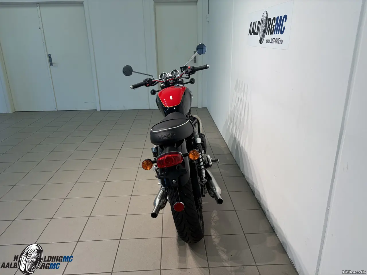 Billede 8 - Triumph Bonneville T 100 Jet Black / Diablo Red