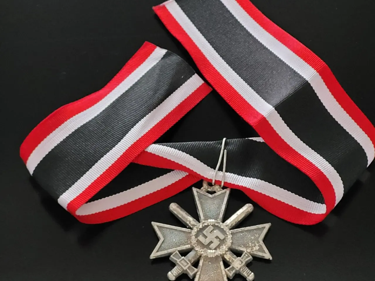 Billede 1 - Tyskland WW2 Krigsfortjenestekors som ridderkors