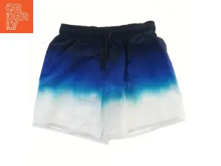 Badebukser med gradient mønster fra H&M (str. 146)