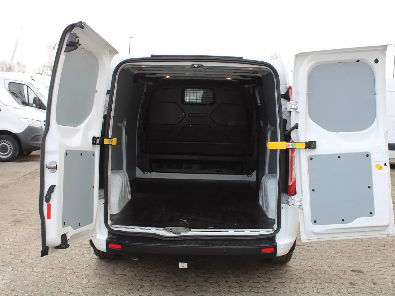 Billede 10 - Ford Transit Custom 300 L2 2,0 TDCi 130 Trend