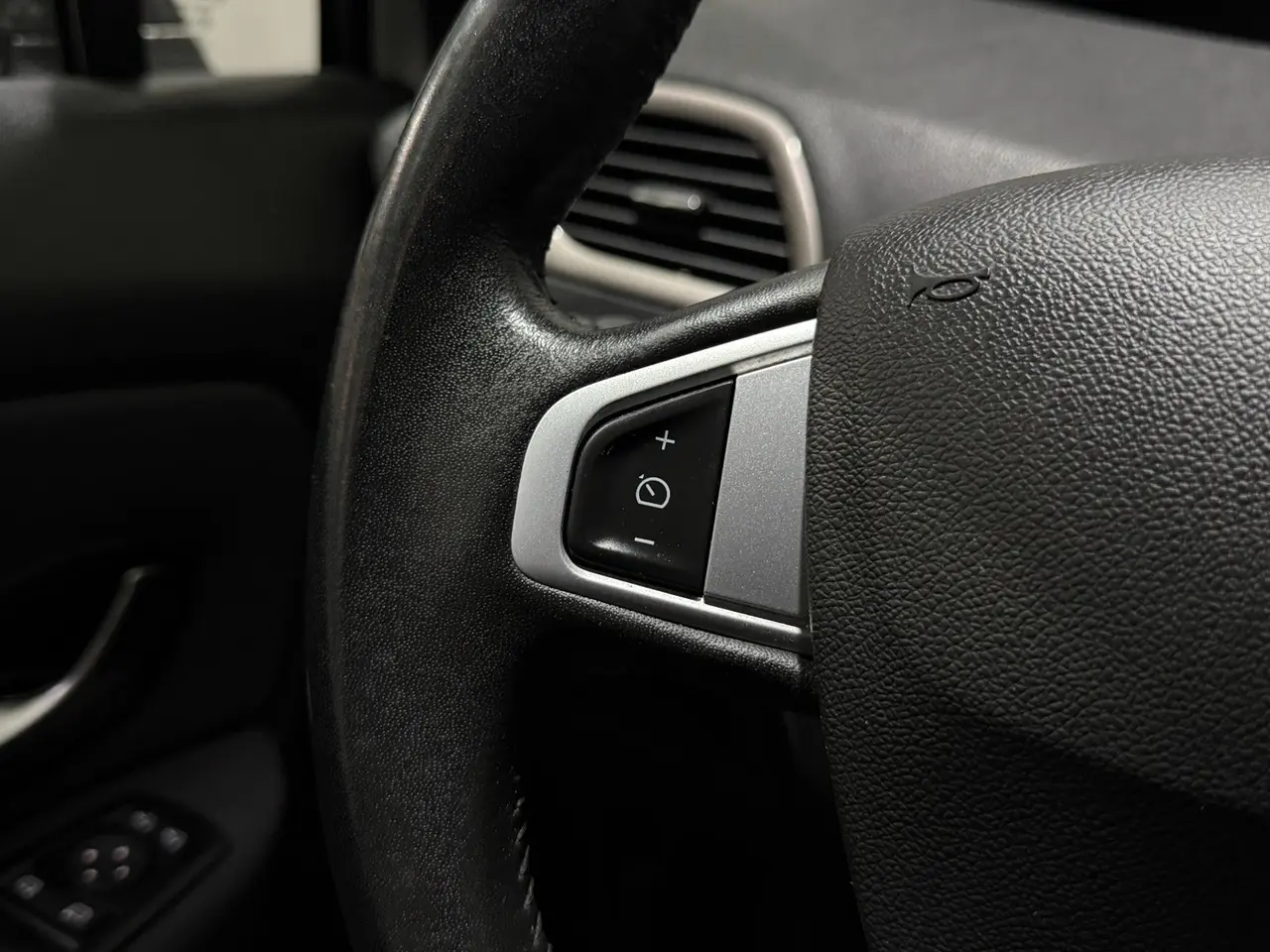 Billede 9 - Renault Scenic XMod 1,5 dCi 110 Bose Edition