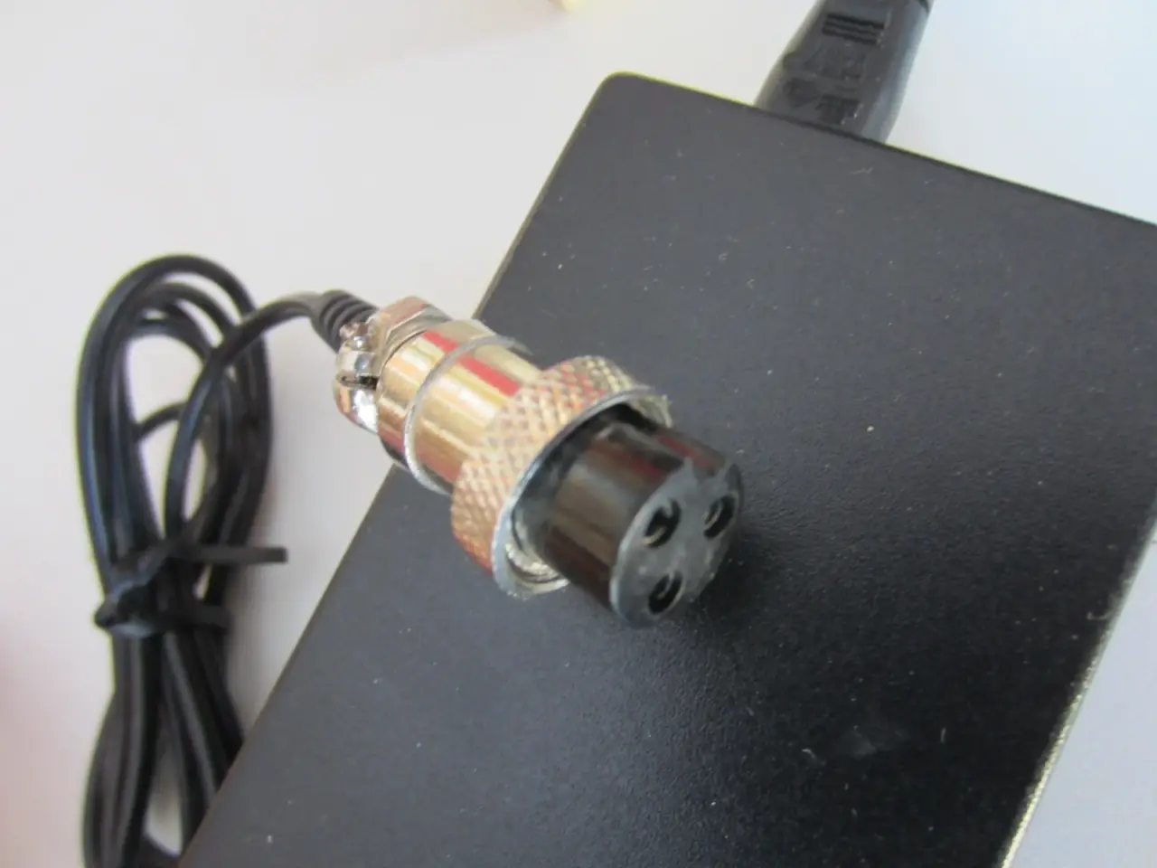 Billede 2 - Bly akkumulator lader TOP CRAFT TTHTL-12V til 12V