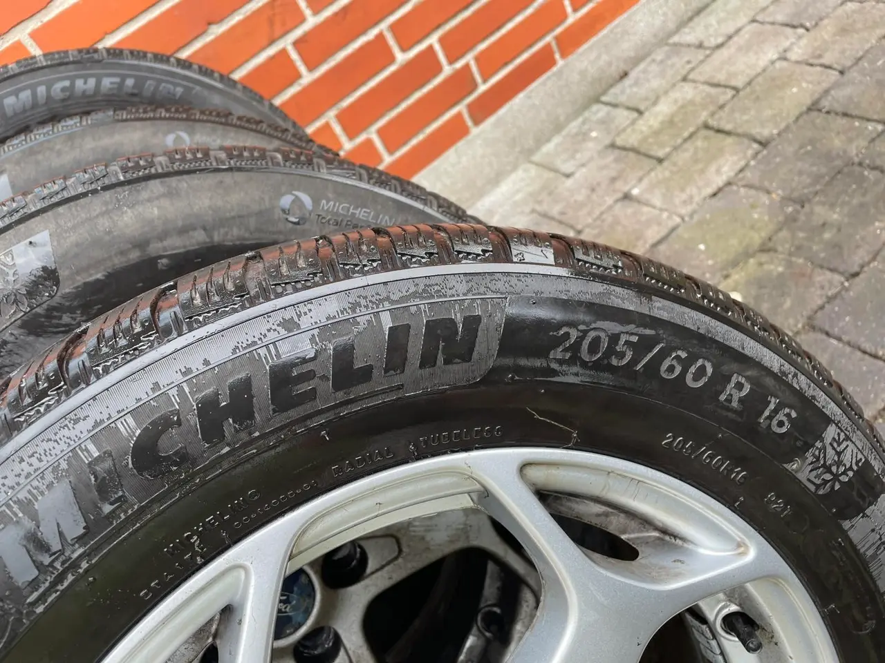 Billede 2 - 16” Ford Aluhjul med Michelin vinterdæk 5x108