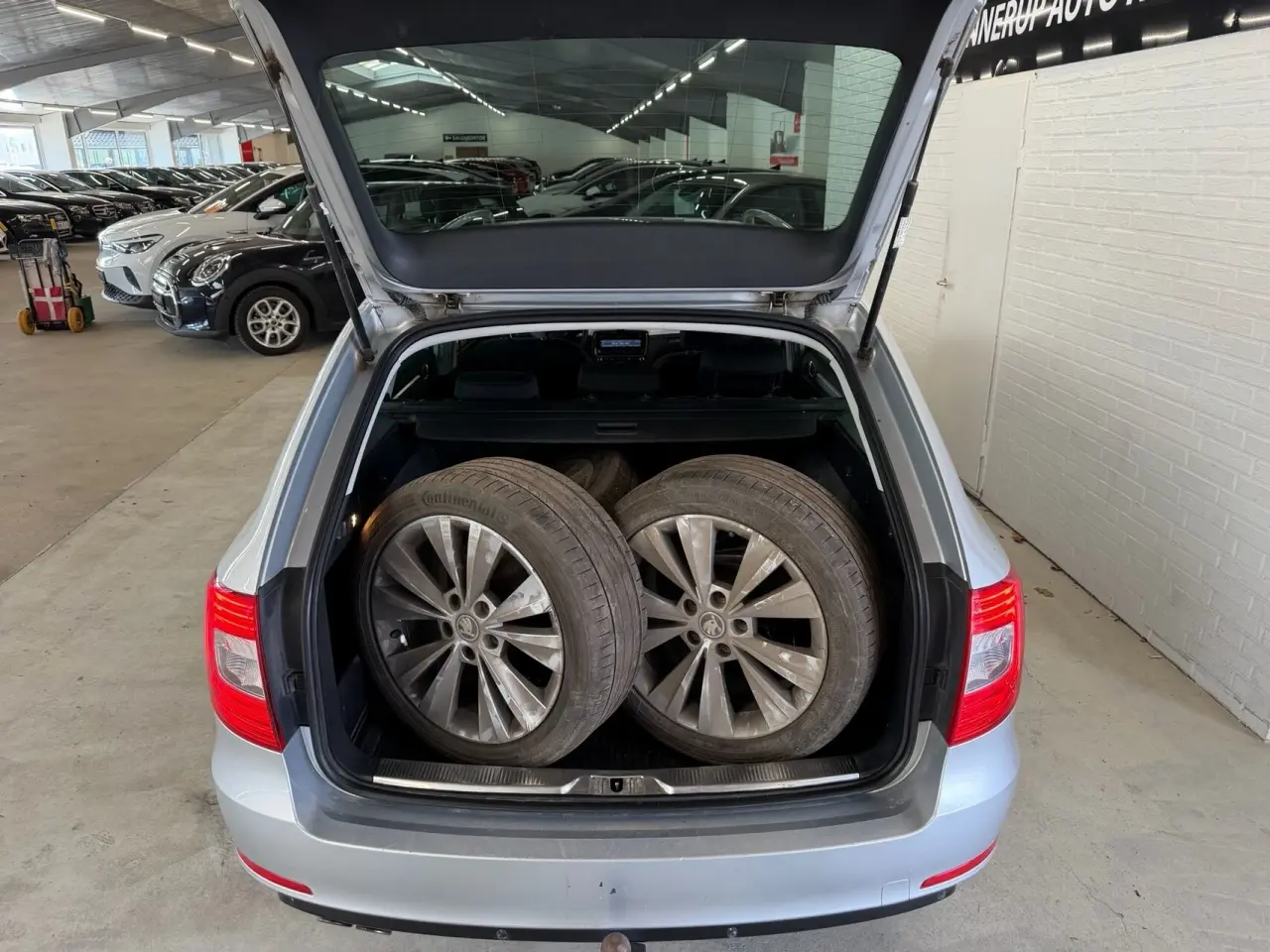 Billede 4 - Skoda Superb Combi 2,0 TDI Common Rail DPF Elegance DSG 170HK Stc 6g Aut.