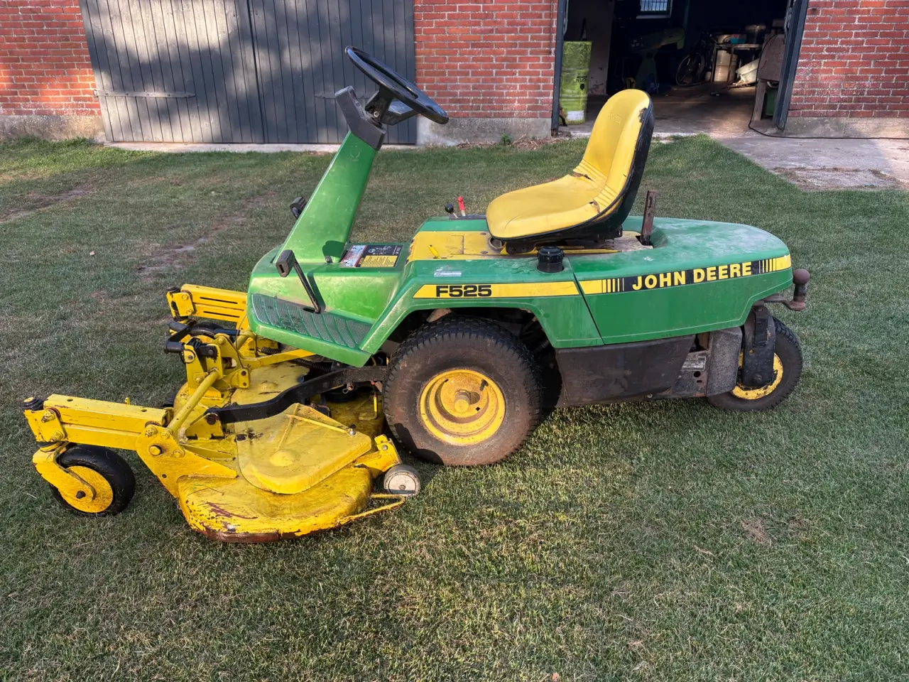 Billede 1 - John Deere F525