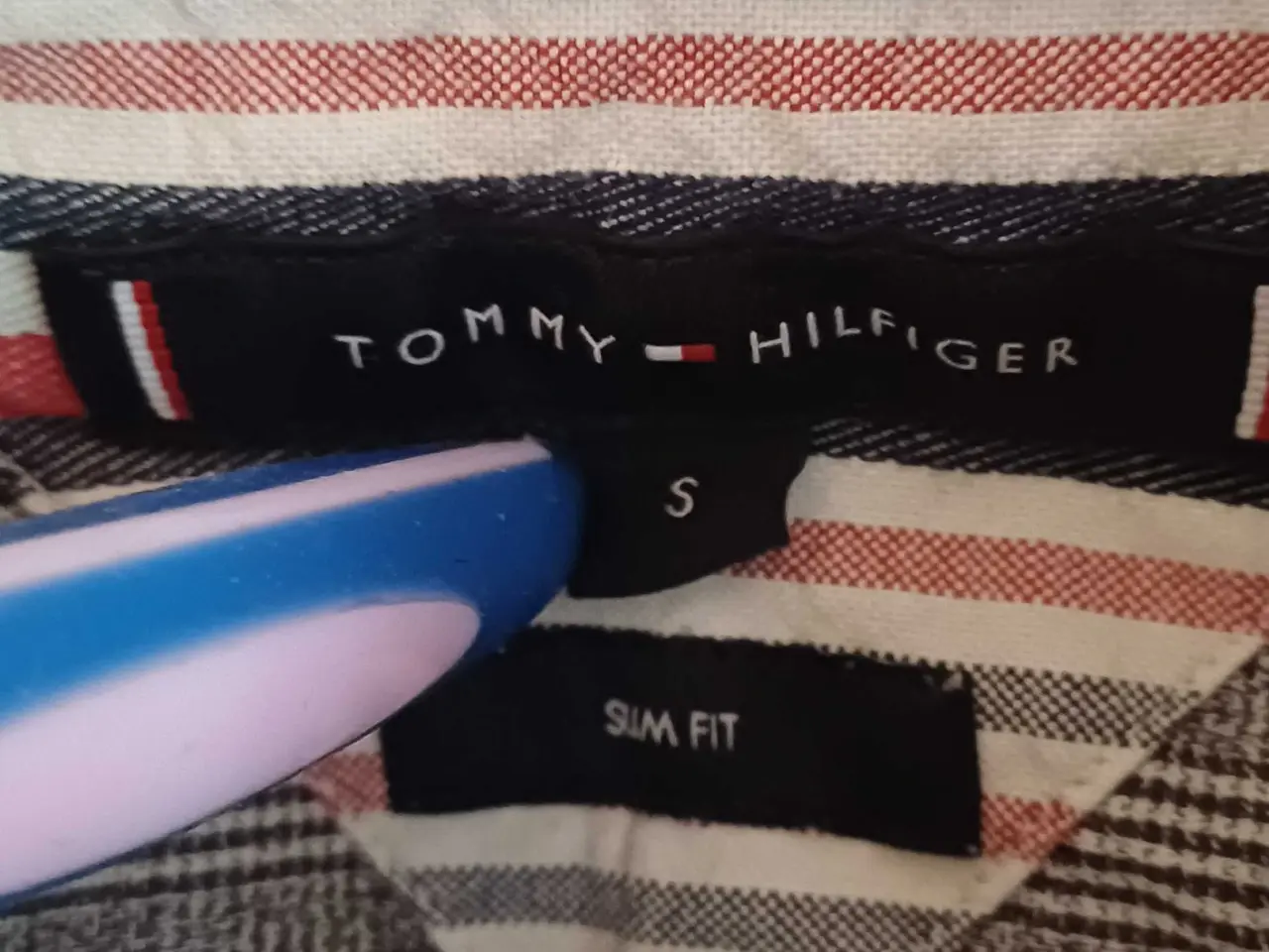 Billede 2 - Tommy Hilfiger skjorte