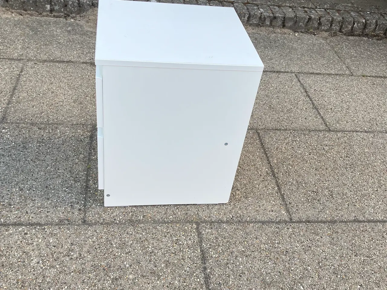 Billede 2 - Ikea Natbord/kommode