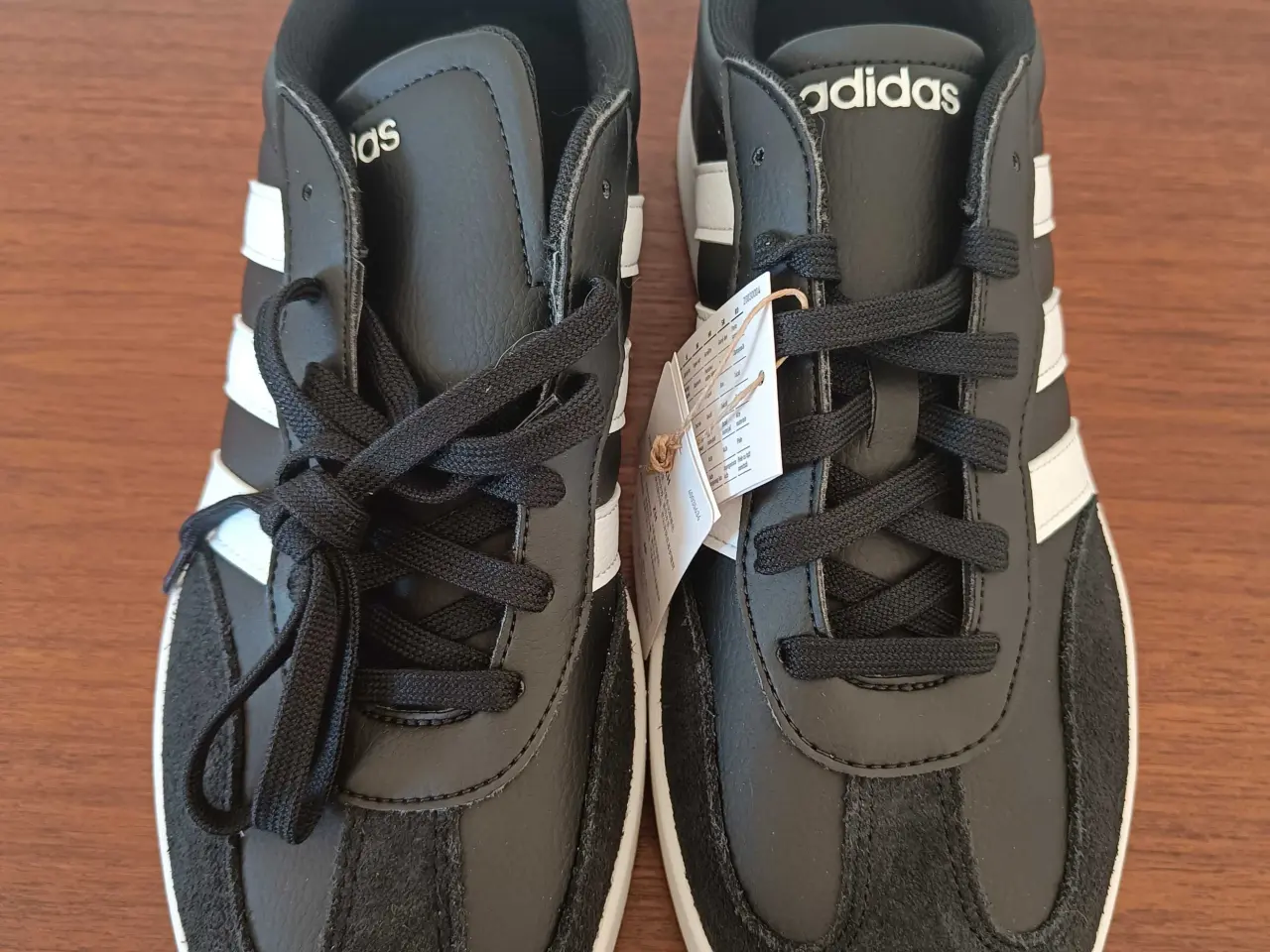 Billede 2 - Lækre Adidas sneakers