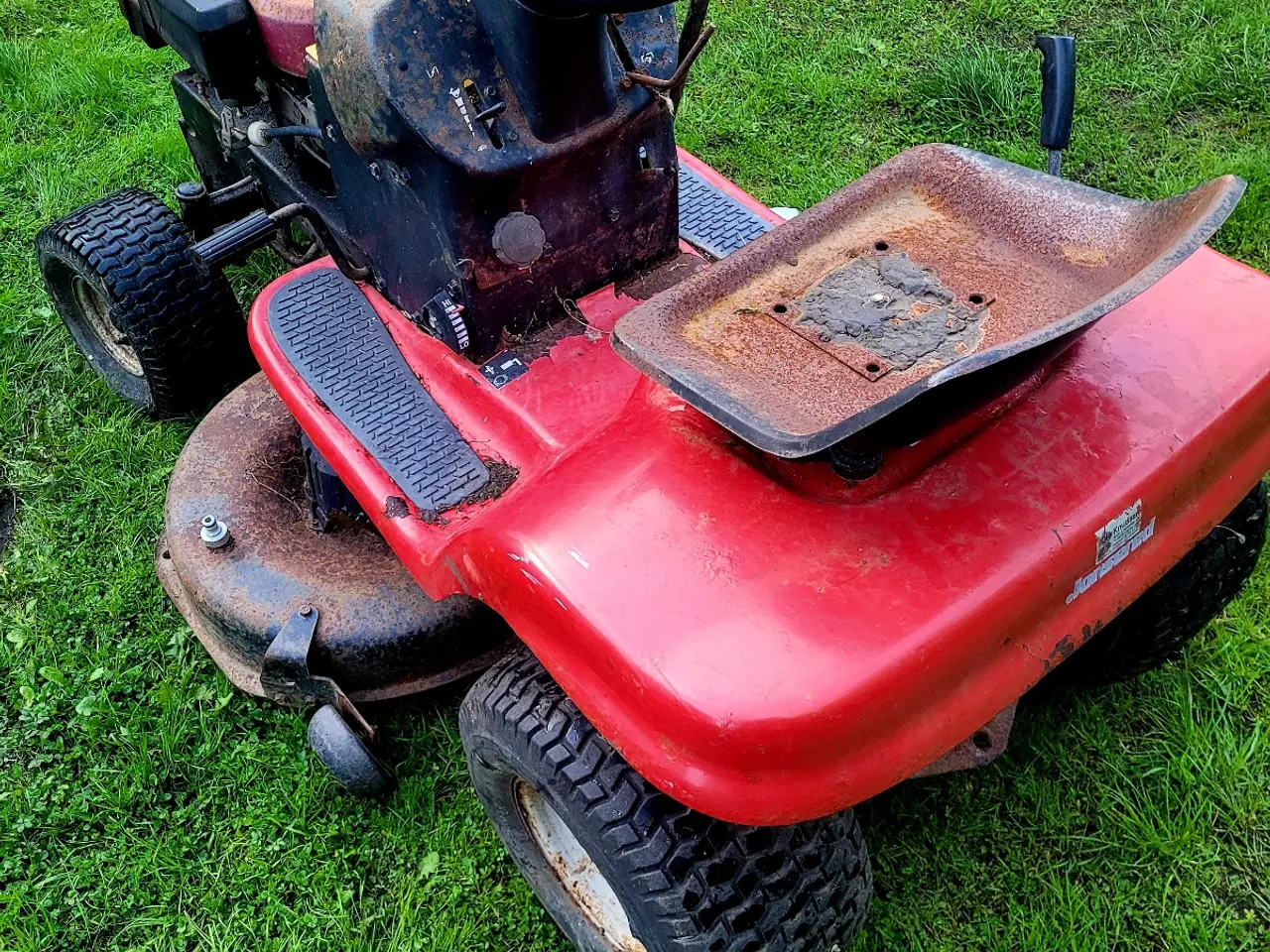 Billede 4 - Jonsered LT13 havetraktor