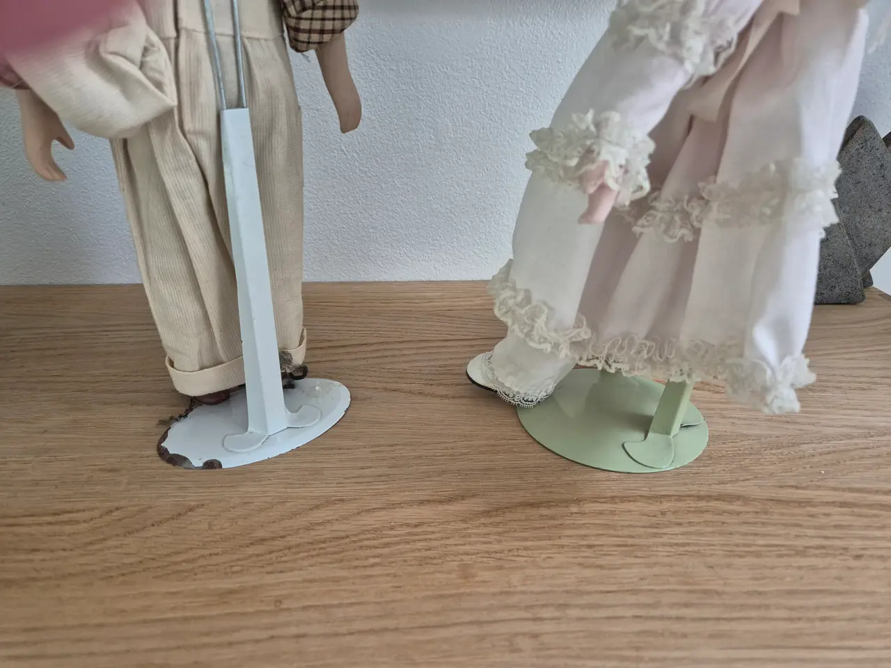 Billede 2 - Dukker Retro 43 cm høje, Sælges som vist på billed