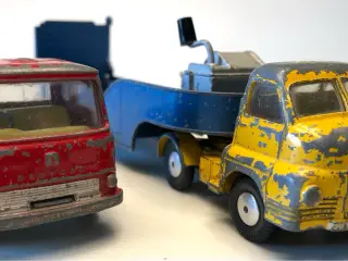 CORGI TOYS...2 BEDFORD og LOW LOADER