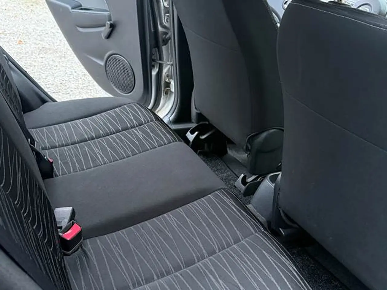 Billede 8 - Mazda 2 1,3 Premium 86HK 5d