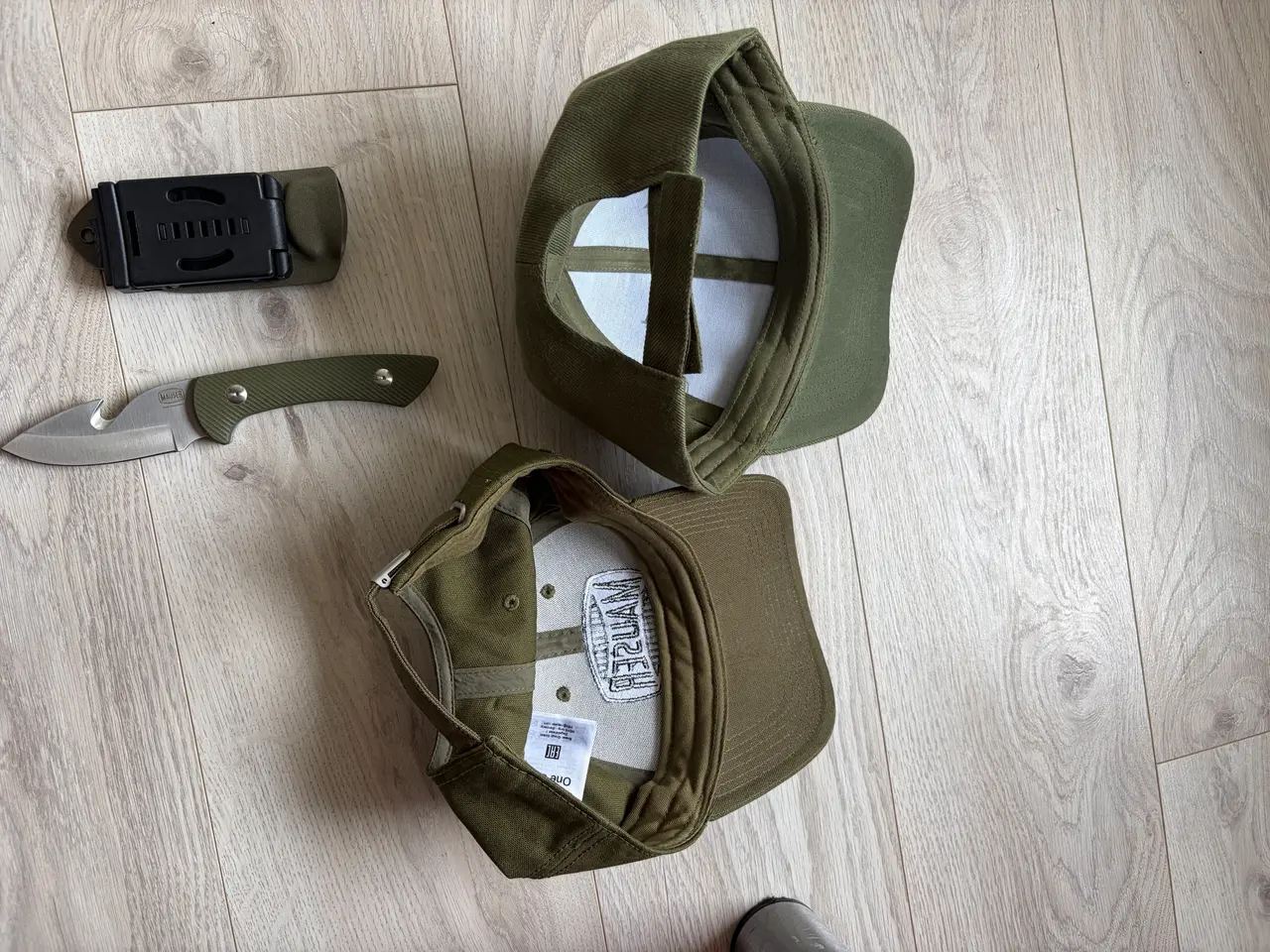 Billede 3 - Mauser kniv og 2 kasketter