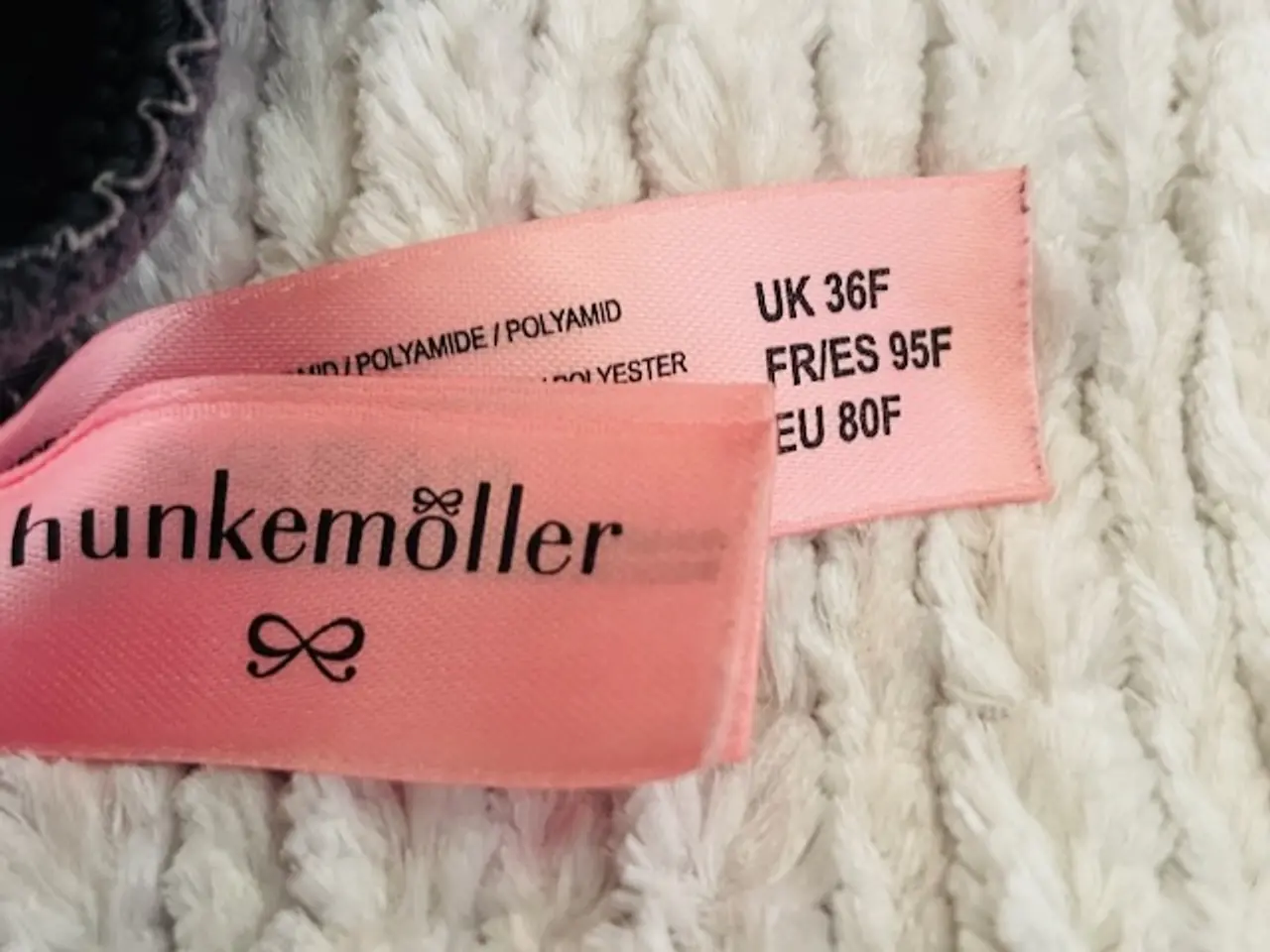 Billede 6 - 3 bh'er fra Chantelle, Hunkemöller samt Triumph