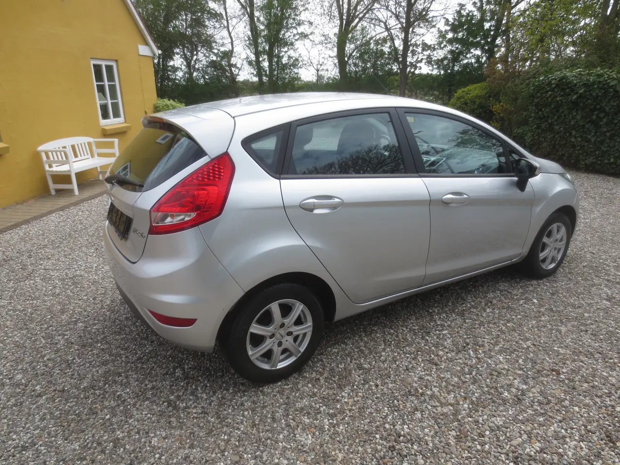 Billede 5 - Pæn Ford Fiesta 1.6 TD år 12 