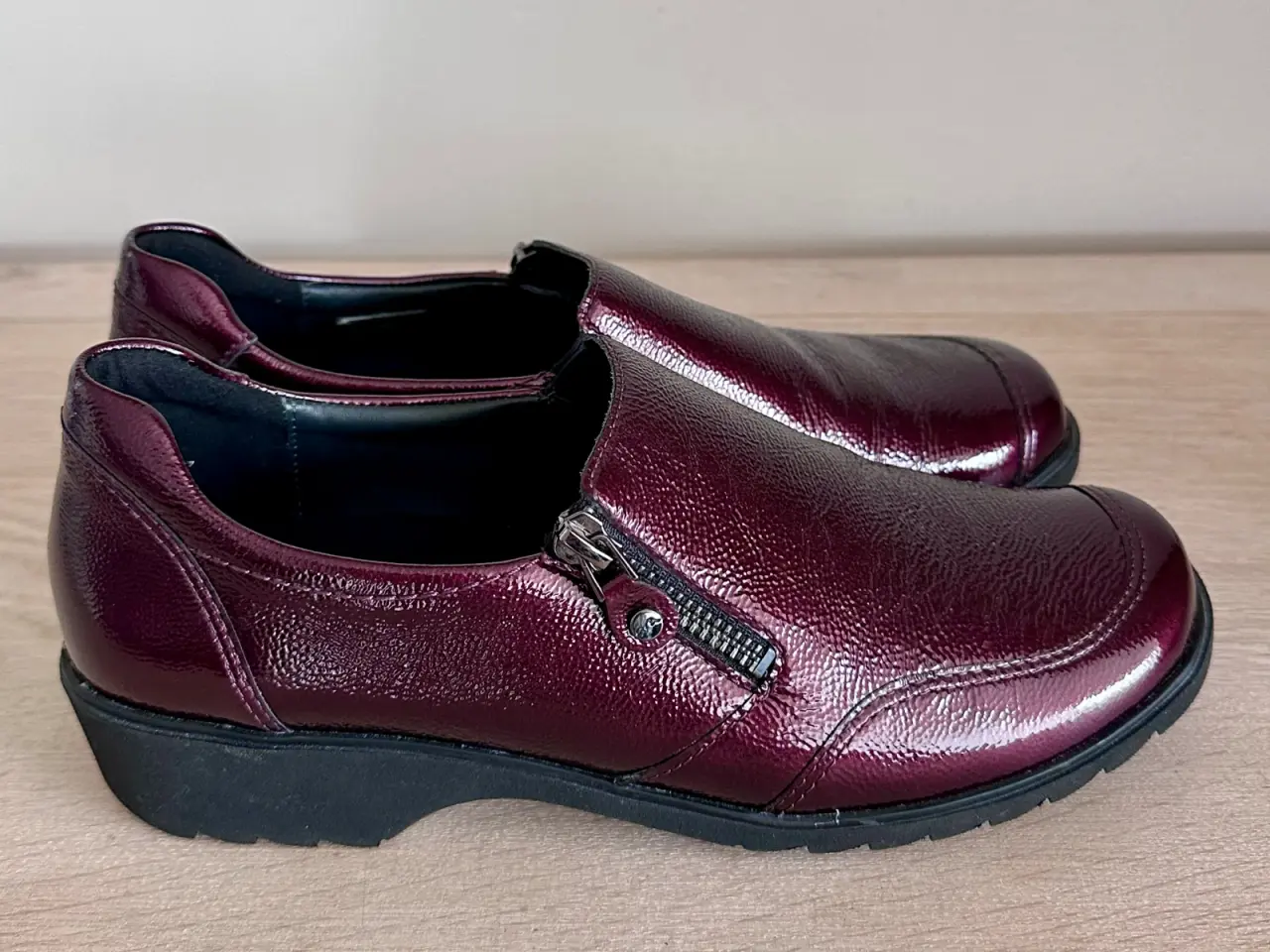 Billede 3 - Nye Ara komfort-loafers af læder str 39.
