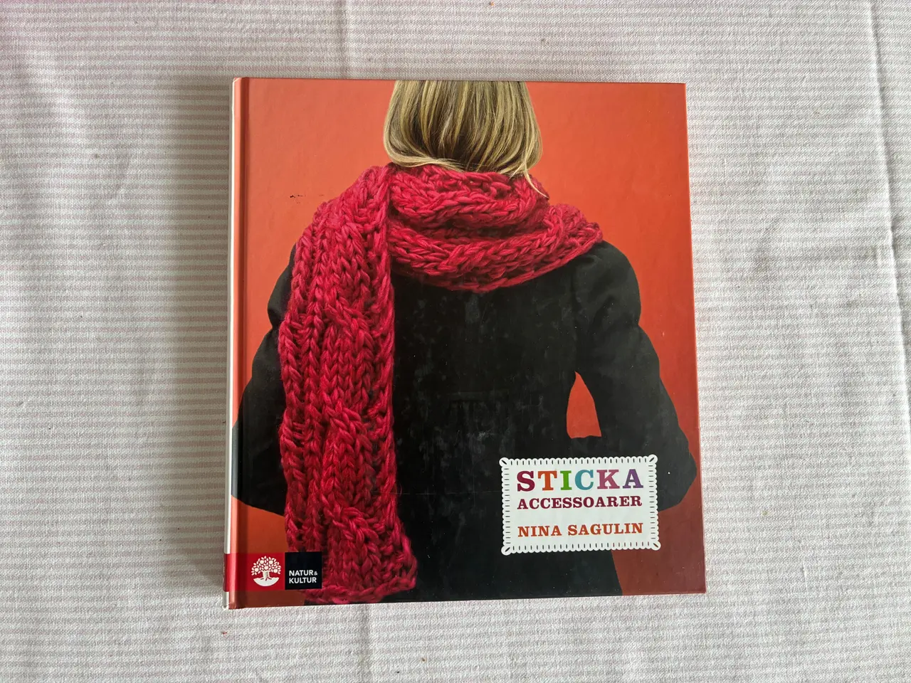 Billede 1 - STICKA  Accessoarer  af Nina Sagulin