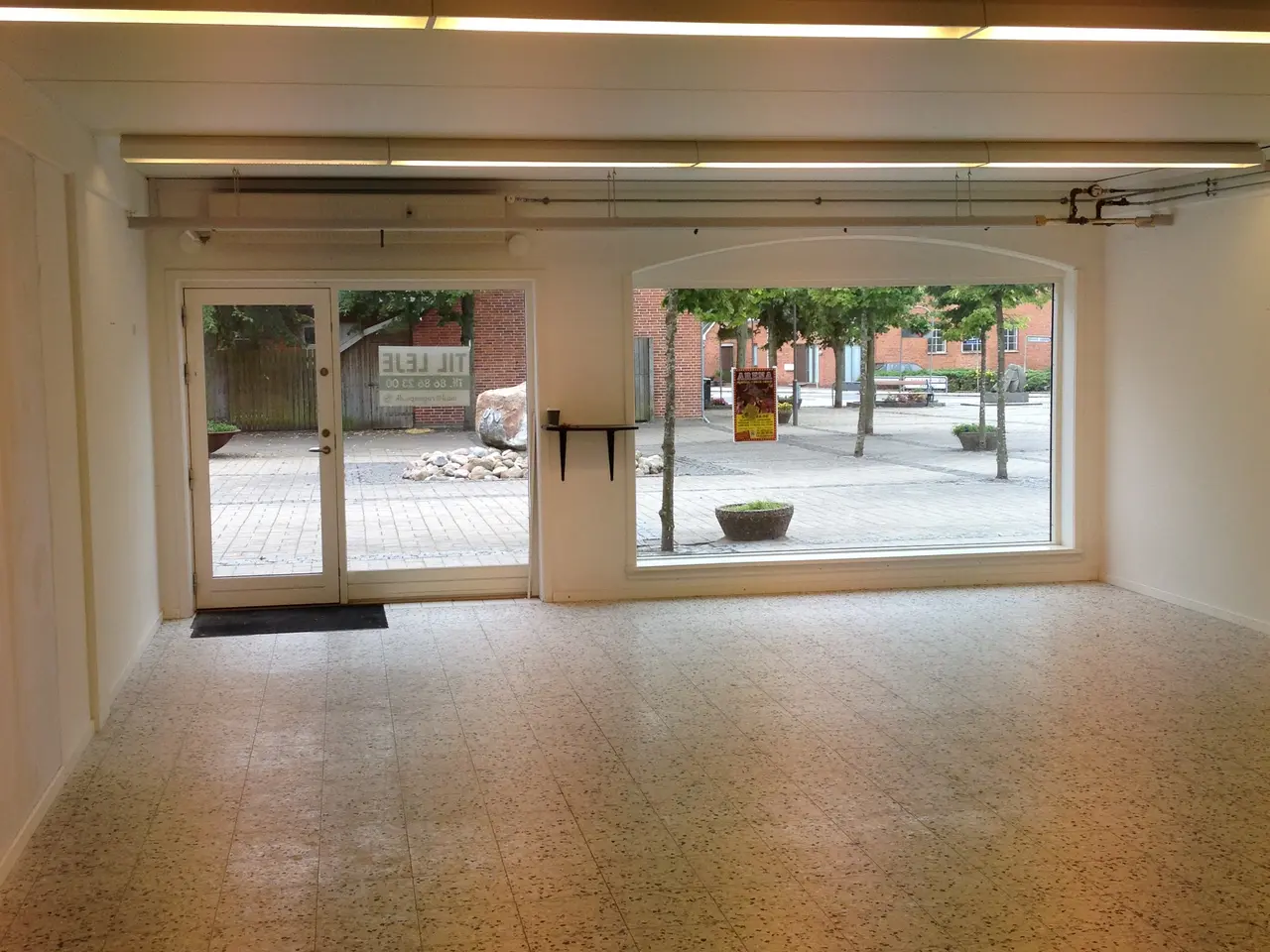 Billede 5 - Præsentabelt butiksejemål