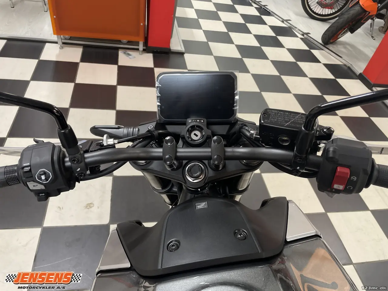 Billede 11 - Honda CB 750 Hornet E-Clutch