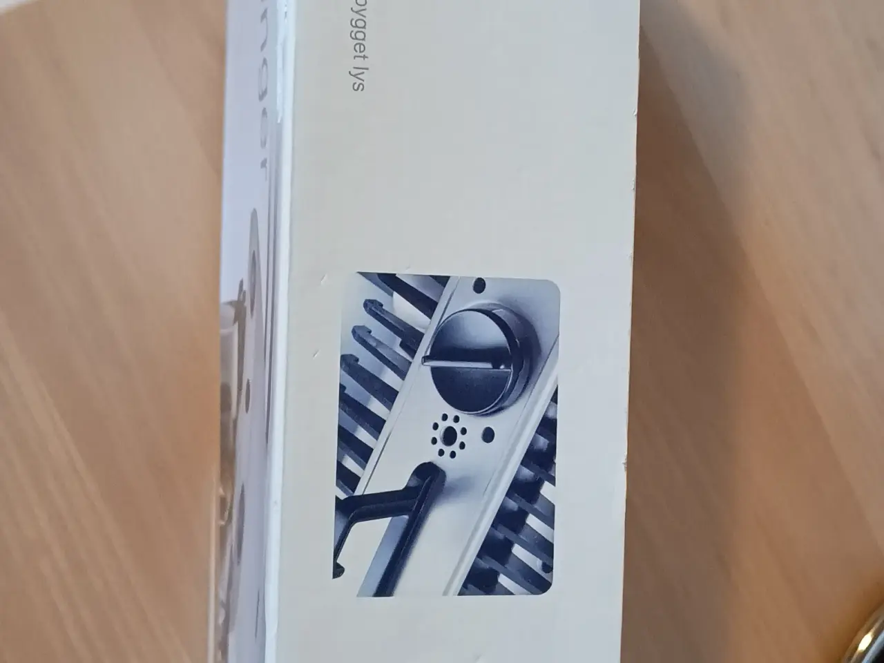 Billede 2 - Elektrisk slipsehænger model tr2 (batteridrevet)