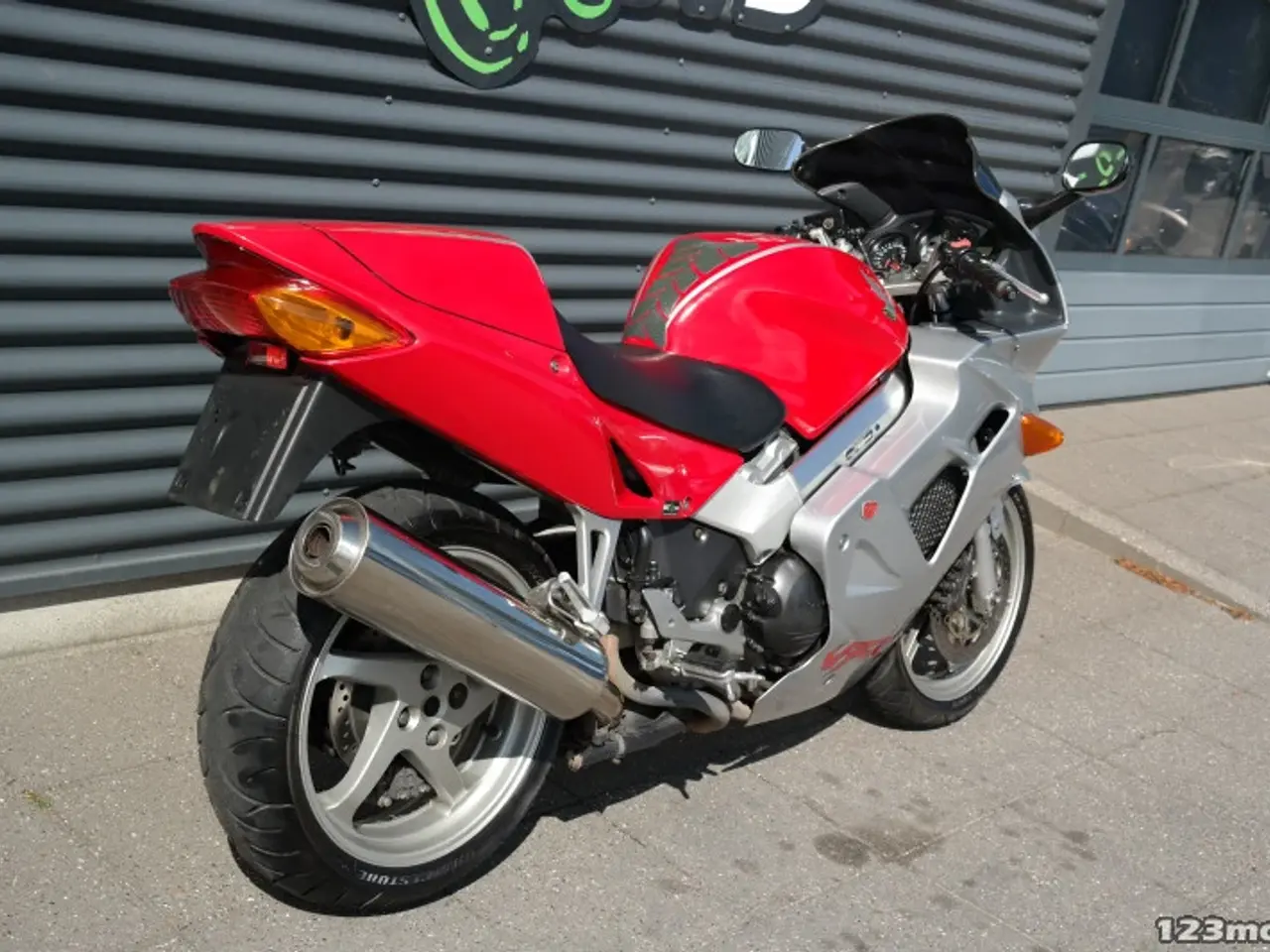 Billede 3 - Honda VFR 800 F MC-SYD BYTTER GERNE