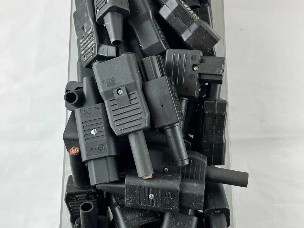 Billede 2 - Bulk parti IEC 60320 C13 C14 Power Connectors PDU