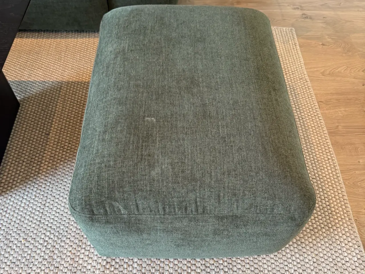 Billede 5 - Lækker mørkegrøn sofa med chaiselong og puf