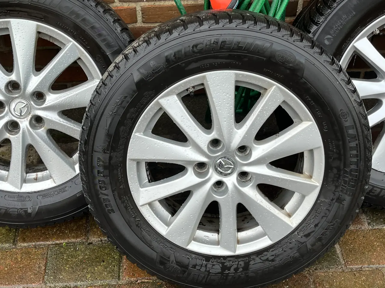 Billede 3 - Dæk på original Mazda cx 5