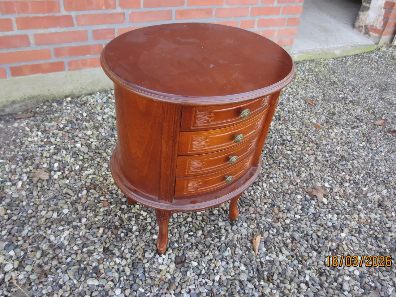 Billede 2 - 1 stk Retro Ovalt Sidebord
