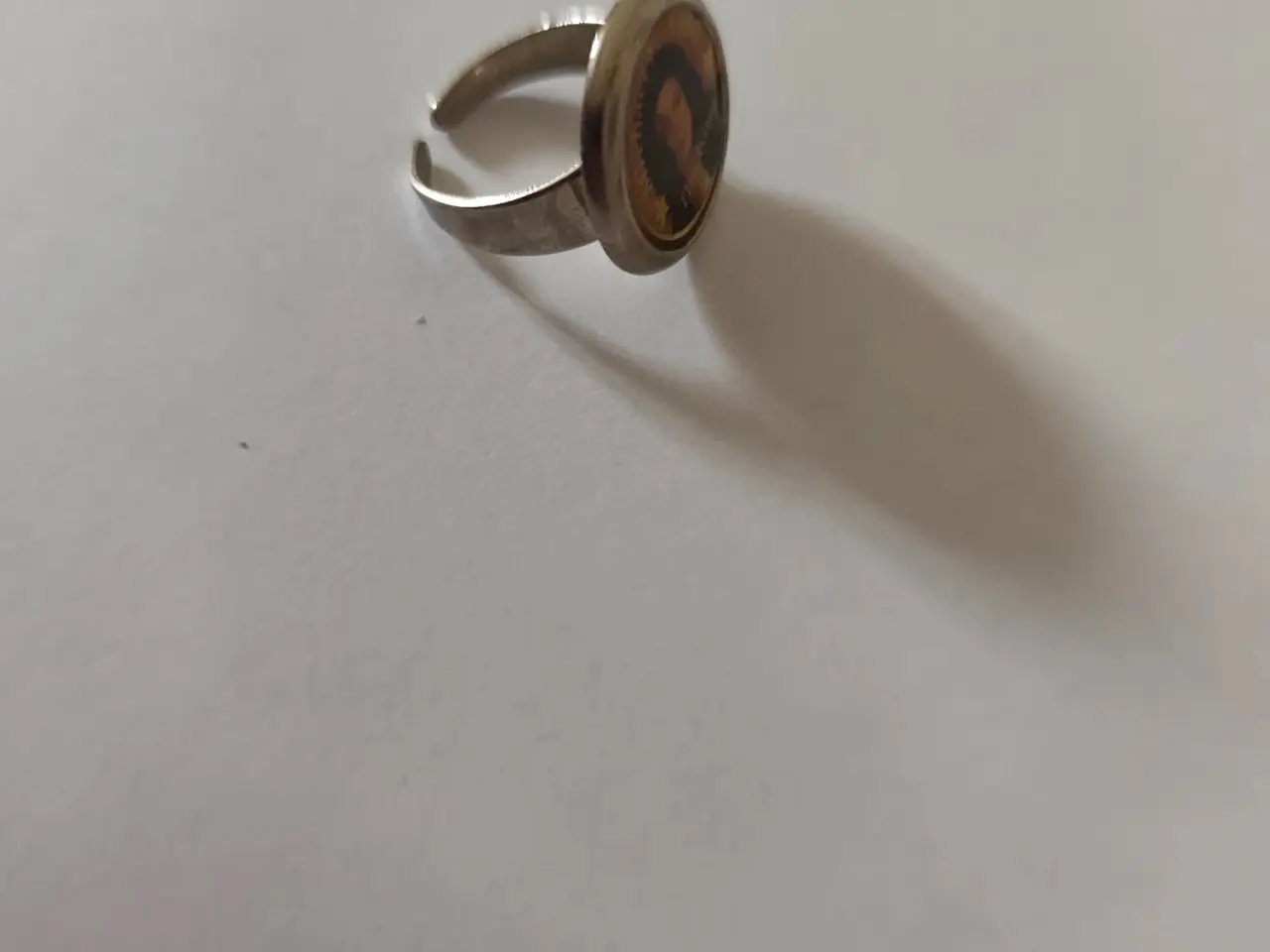Billede 2 - Rund Michael Jackson fingerring 