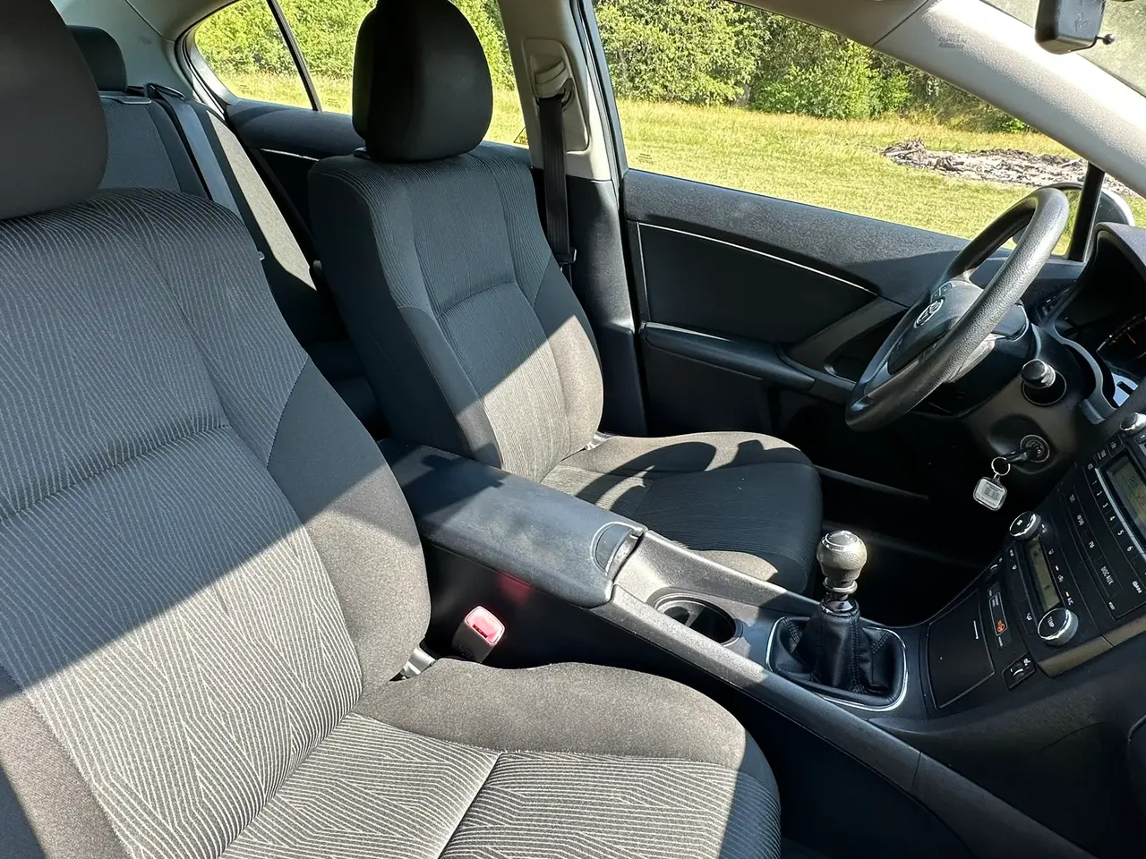 Billede 19 - Toyota Avensis 1.6 VVT-i – kun 150.000 km, én ejer