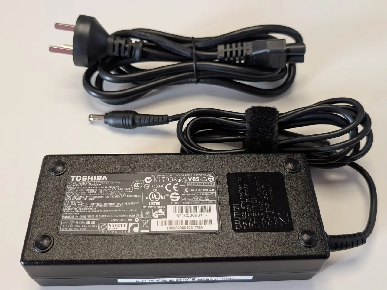 Billede 1 - Toshiba Strømforsyning 120W – 19V / 6,32A